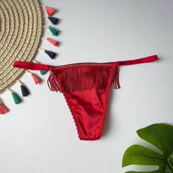 Victoria's Secret Very Sexy Fringe V-String Panty Red Medium NEW - Picture 2 of 6